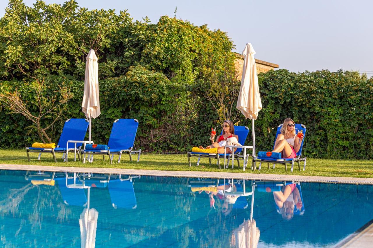 Alonia Hotel Apartments Kolimvarion Bagian luar foto