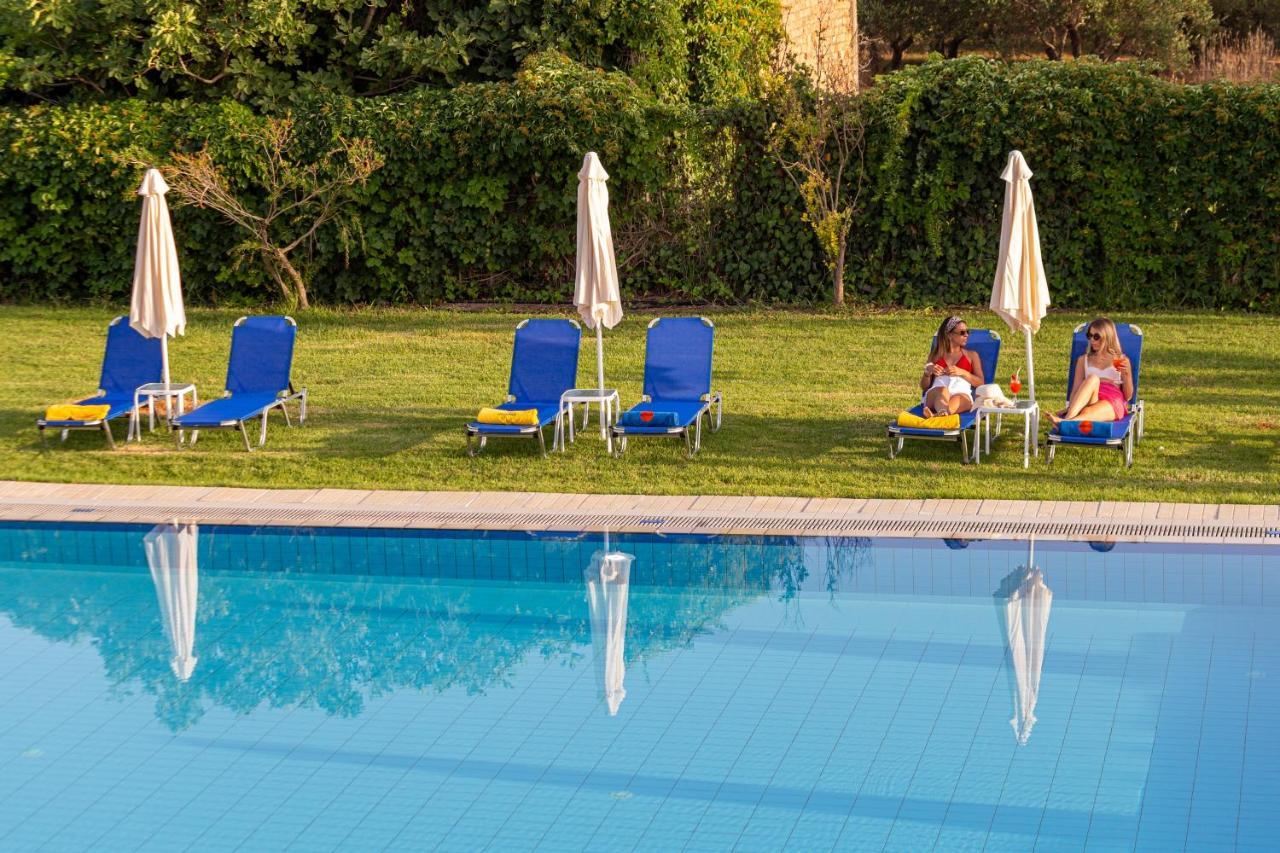 Alonia Hotel Apartments Kolimvarion Bagian luar foto