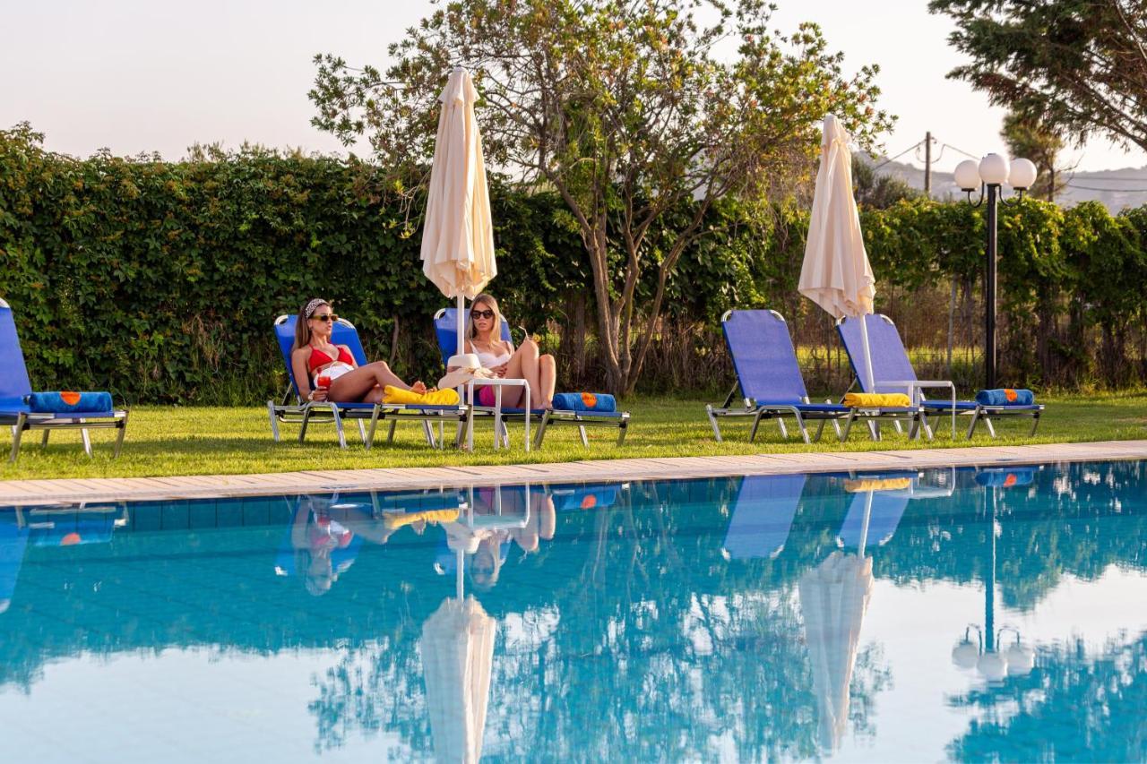 Alonia Hotel Apartments Kolimvarion Bagian luar foto